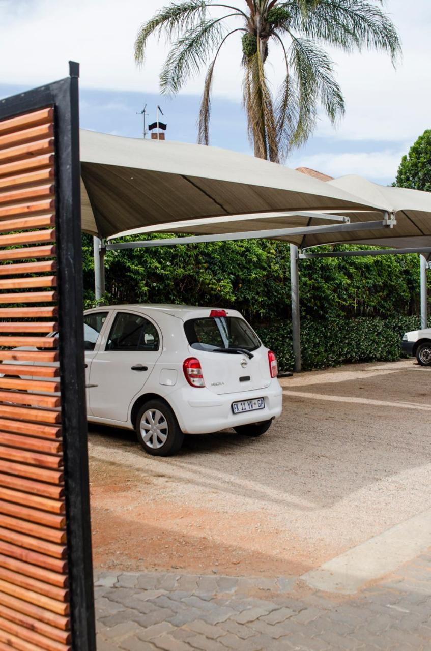 The Royal Bryanston Hotel Johannesburg Eksteriør billede
